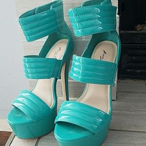 Anne Michelle | Platform High Heels